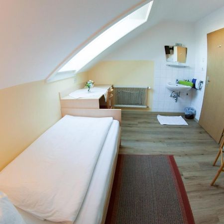 Fruehstueckspension Koelich Klagenfurt am Woerthersee Ngoại thất bức ảnh