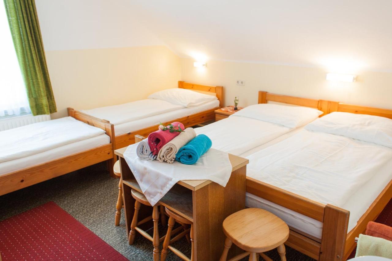 Fruehstueckspension Koelich Klagenfurt am Woerthersee Ngoại thất bức ảnh
