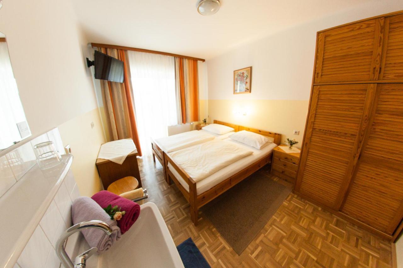 Fruehstueckspension Koelich Klagenfurt am Woerthersee Ngoại thất bức ảnh