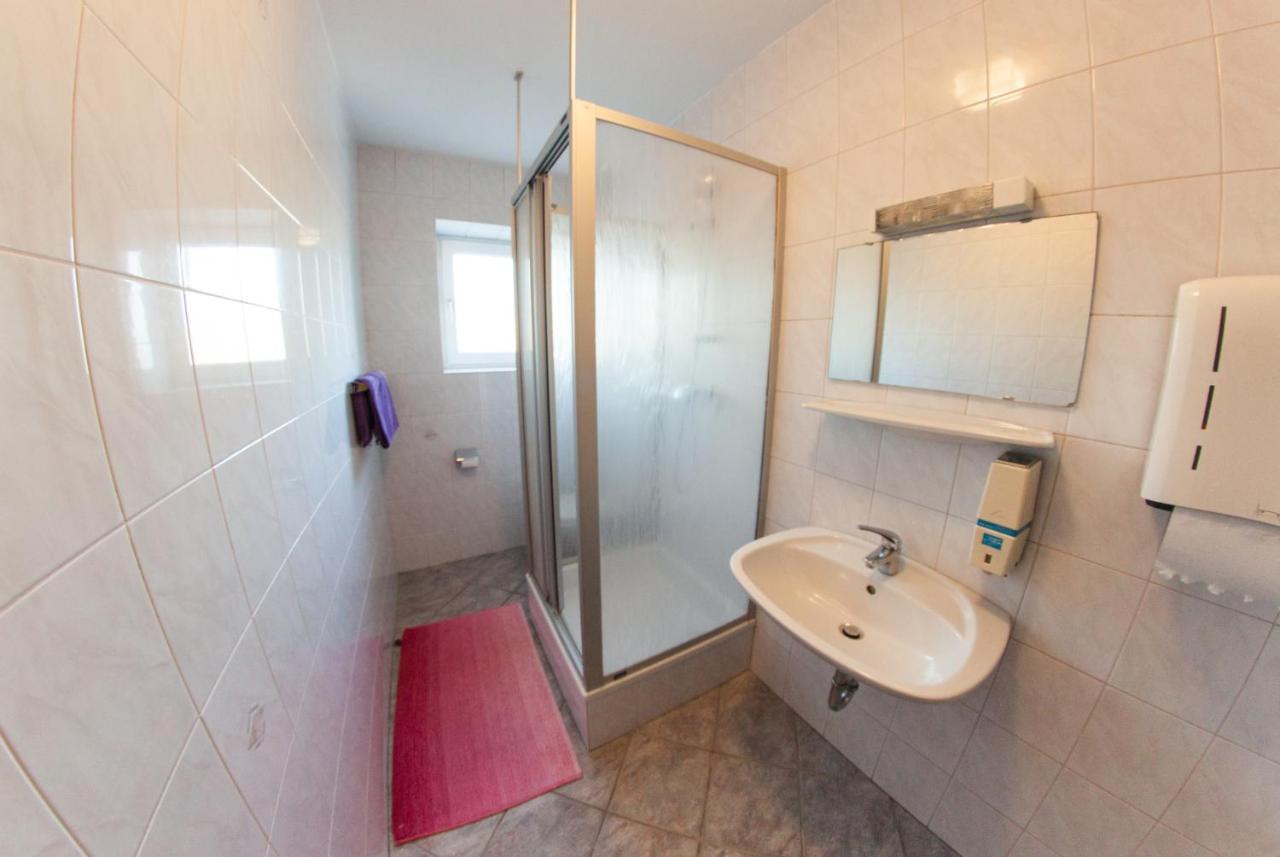 Fruehstueckspension Koelich Klagenfurt am Woerthersee Ngoại thất bức ảnh