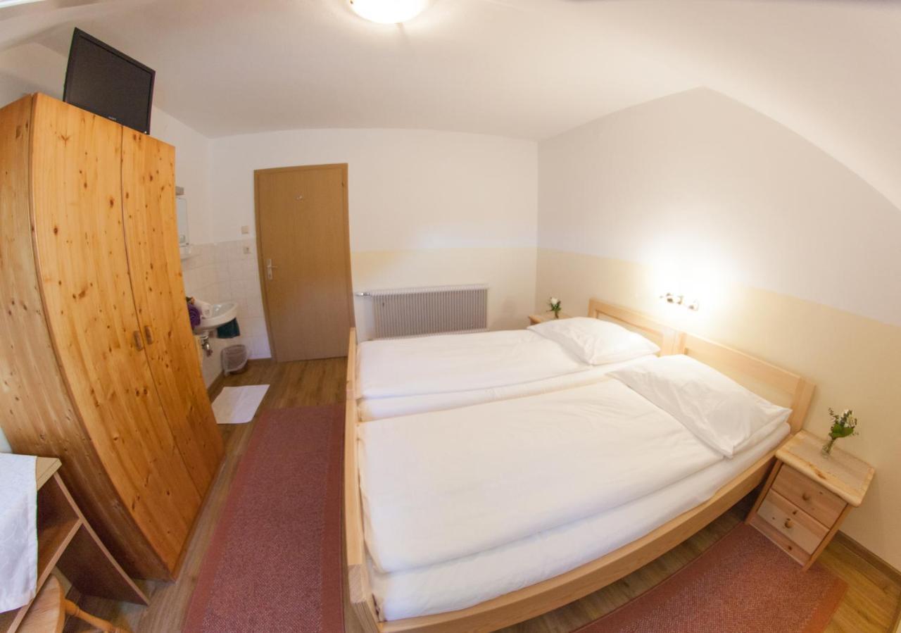 Fruehstueckspension Koelich Klagenfurt am Woerthersee Ngoại thất bức ảnh
